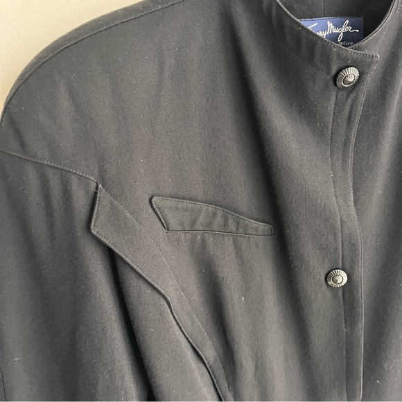 Vintage (80s) Thierry Mugler Active Blazer - Picture 8 of 9